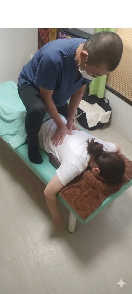 院長による施術の様子